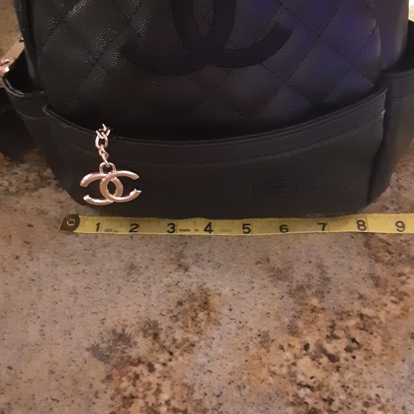 Backpack - Picture 8 of 9